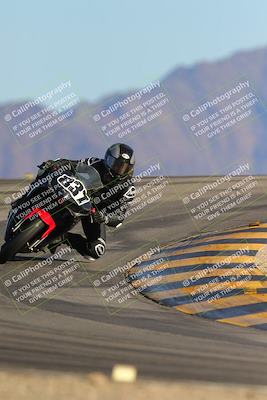 media/Dec-10-2023-SoCal Trackdays (Sun) [[0ce70f5433]]/Turn 12 (2pm)/